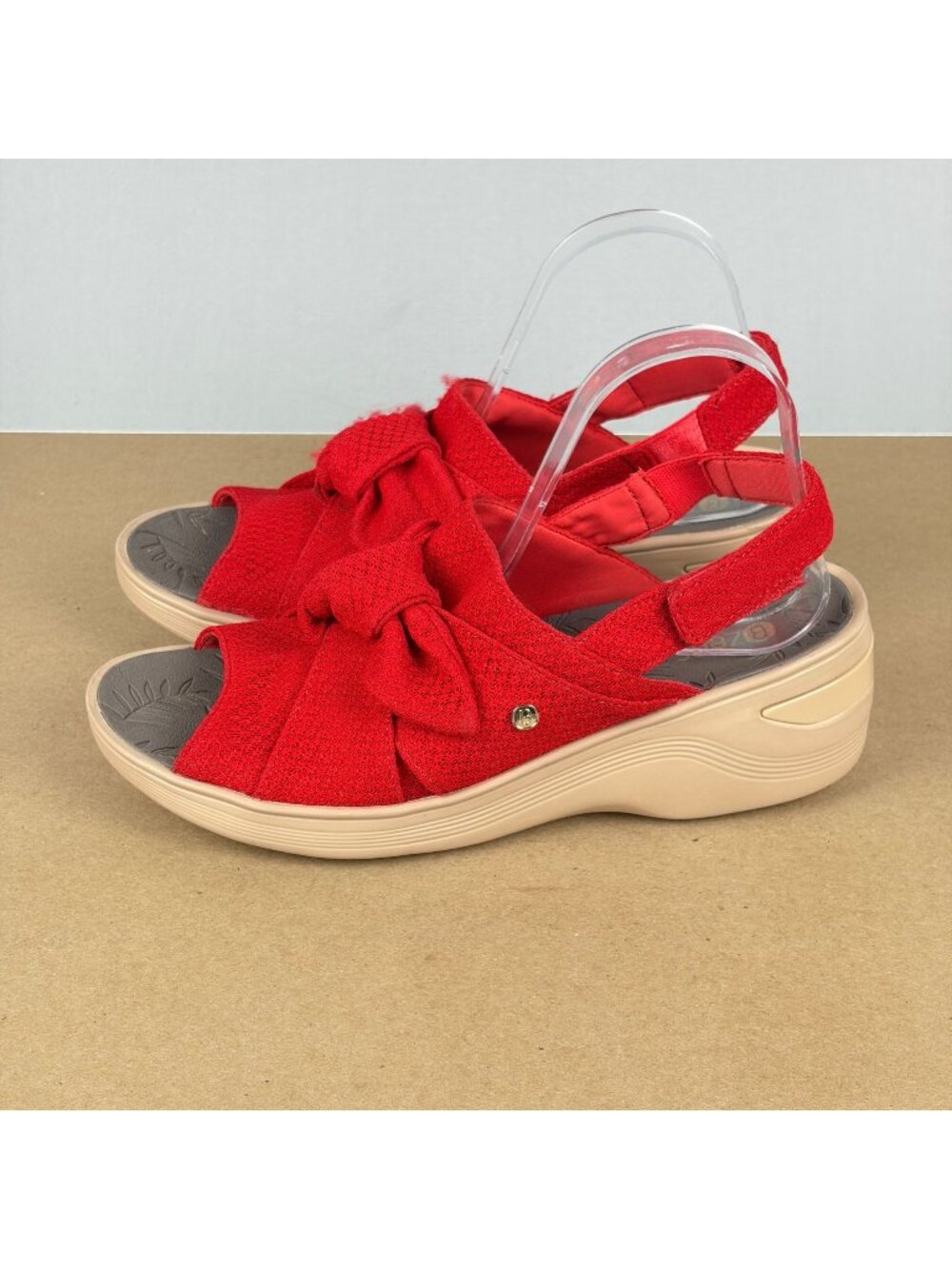 Bzees Daisy Slingback Wedge Sandals Womens 10 Red Tan Adjustable Comfort